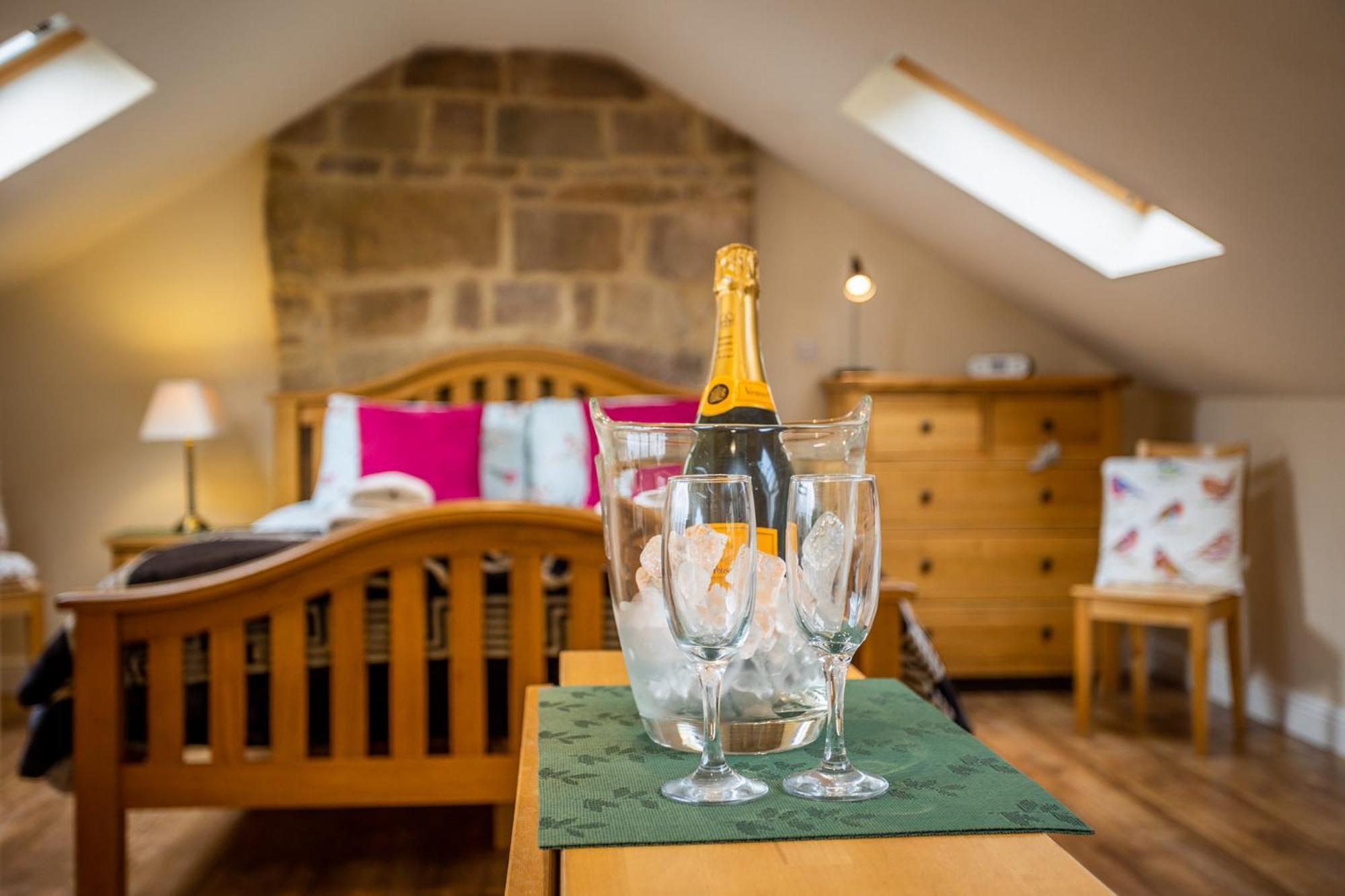 Birds Nest, Romantic Getaway With Stunning Views Matlock  Esterno foto